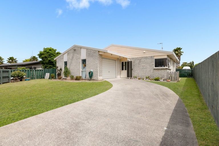 Photo of property in 3 Crisp Drive, Papamoa Beach, Papamoa, 3118