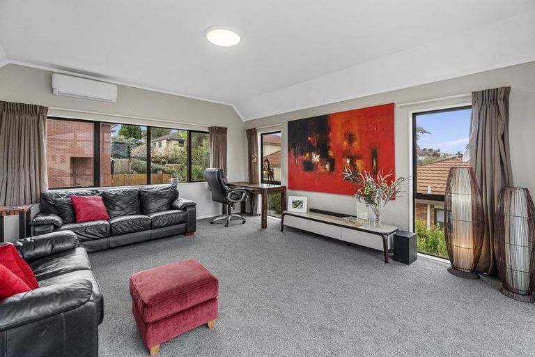 Photo of property in 3 Bluefin Way, West Harbour, Auckland, 0618