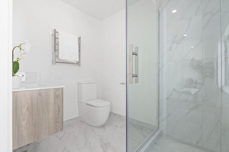 Photo of property in 2/20 Young Street, Claudelands, Hamilton, 3214