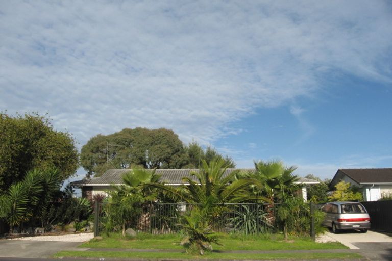 Photo of property in 111 Cascades Road, Pakuranga Heights, Auckland, 2010