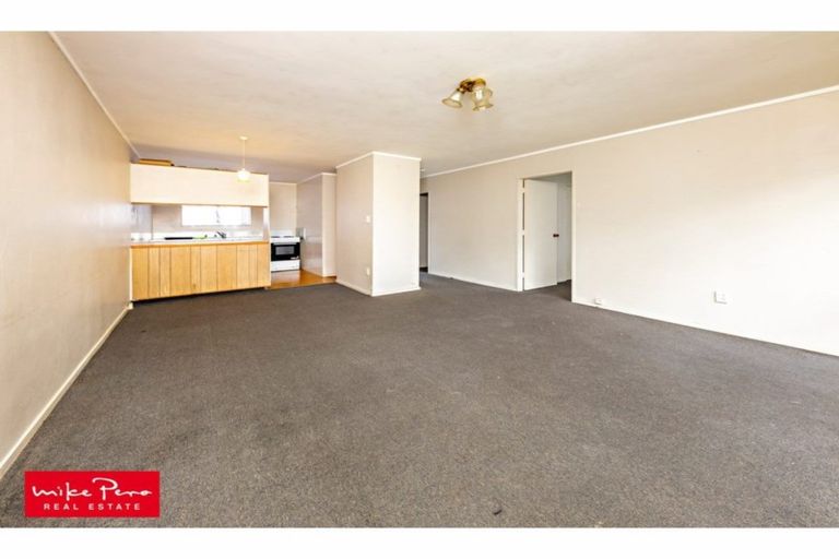 Photo of property in 2/10 Coxhead Road, Manurewa, Auckland, 2102
