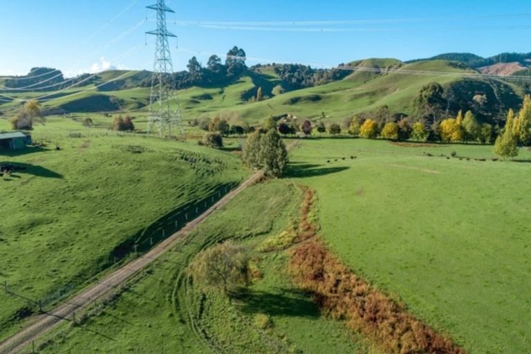 Photo of property in 880 Kopuku Road, Maramarua Forest, Pokeno, 2471