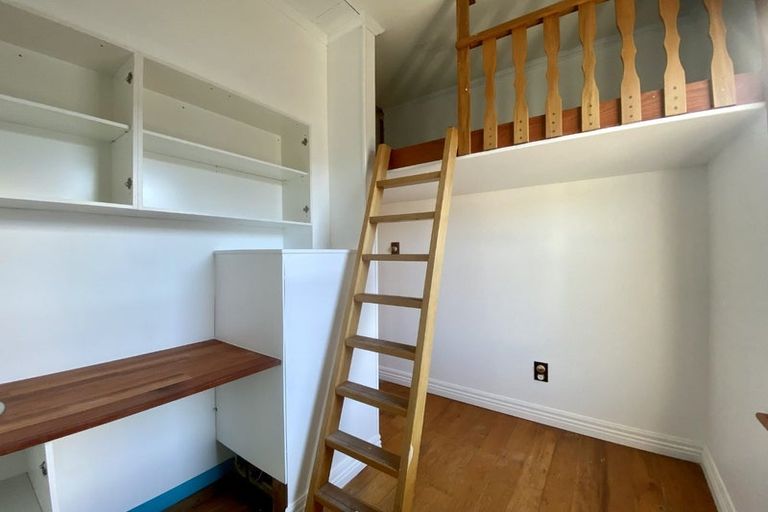 Photo of property in 35 Dillon Street, Blenheim, 7201