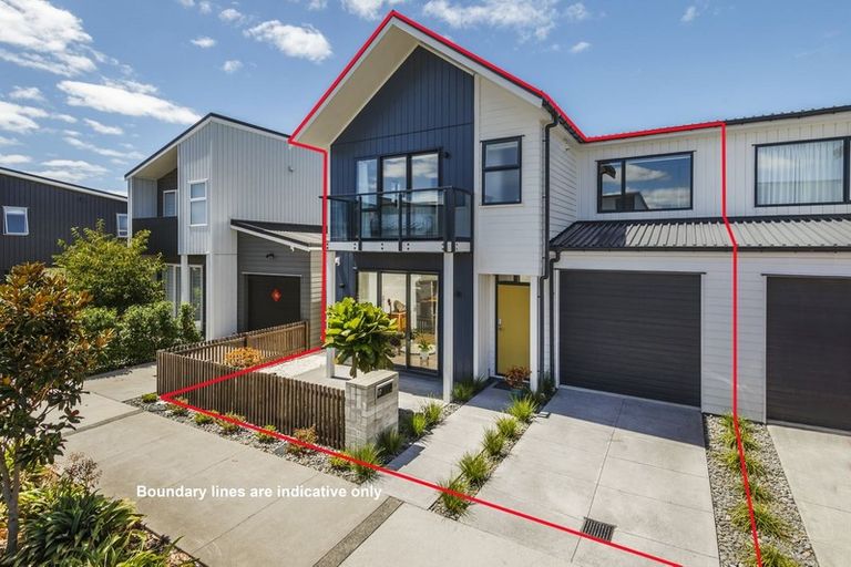 Photo of property in 17 Sacred Kingfisher Road, Hobsonville, Auckland, 0616