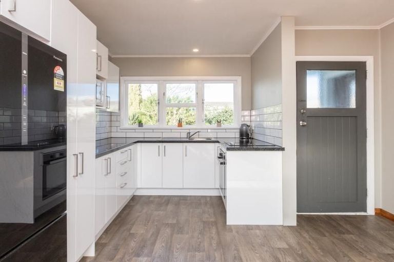 Photo of property in 4 Cranby Crescent, Onekawa, Napier, 4110