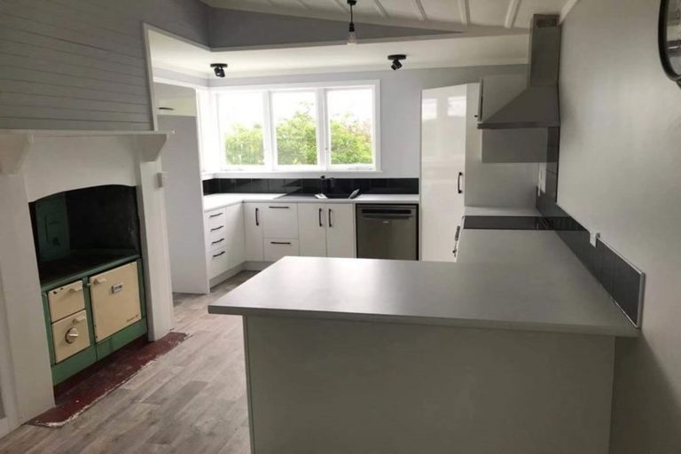 Photo of property in 360 Sandspit Road, Warkworth, 0982