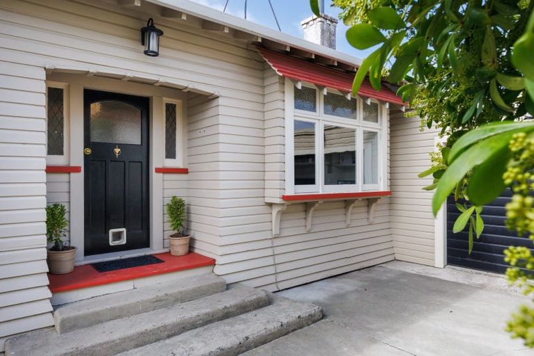 Photo of property in 3 Karaka Street, Hokowhitu, Palmerston North, 4410