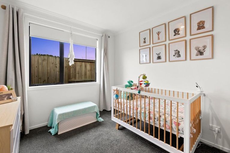 Photo of property in 28 Foley Grove, Pyes Pa, Tauranga, 3110