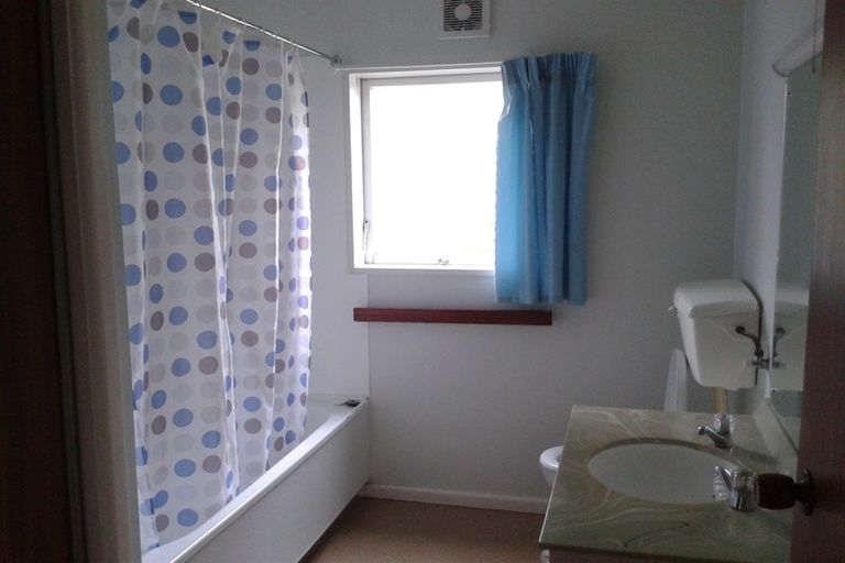 Photo of property in 3 Newbridge Place, Ilam, Christchurch, 8041