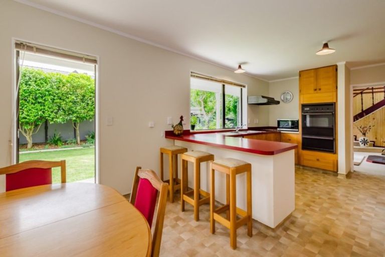 Photo of property in 42 Awanui Drive, Waikanae, 5036