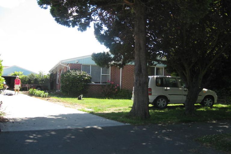 Photo of property in 21 Lochee Road, Upper Riccarton, Christchurch, 8041