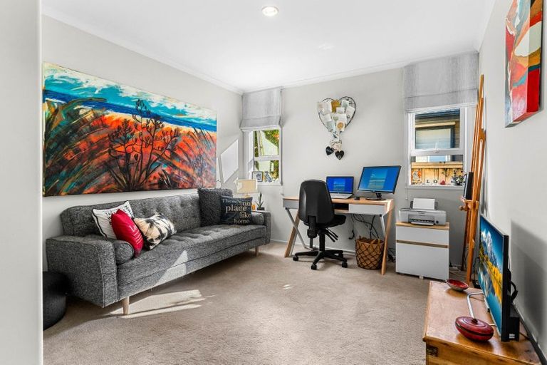 Photo of property in 1 Spinnaker Lane, Mangawhai, 0505