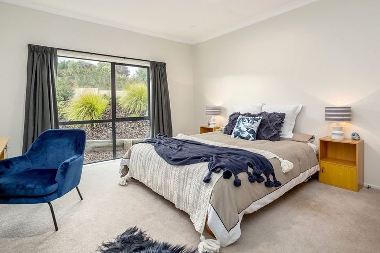 Photo of property in 117a Lees Pakaraka Road, Te Ore Ore, Masterton, 5886