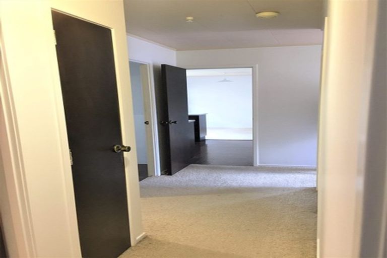 Photo of property in 1/2 Wolfe Street, Regent, Whangarei, 0112