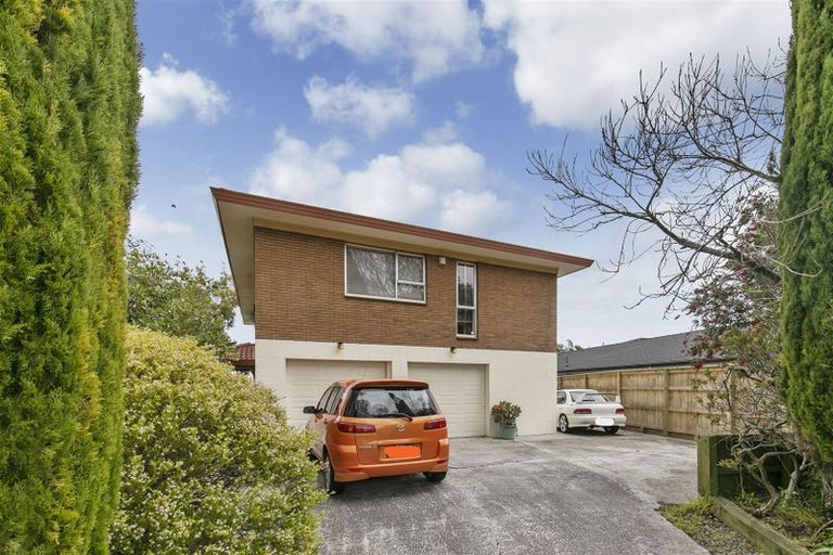 Photo of property in 1 Sanctuary Point, Sunnyhills, Auckland, 2010