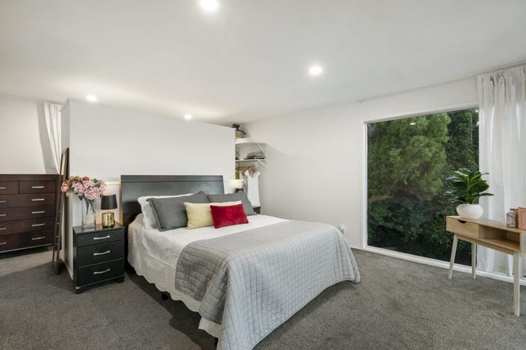 Photo of property in 10 Gurnard Road, Stillwater, Silverdale, 0993