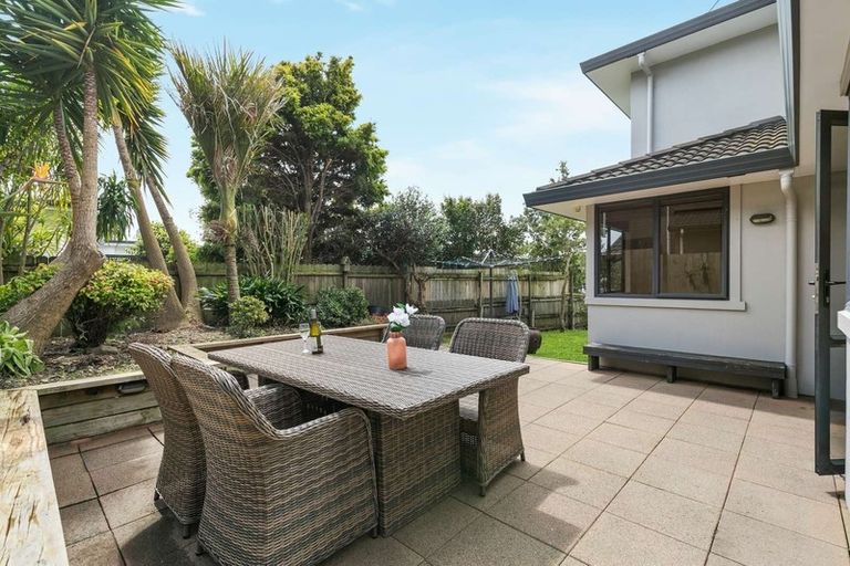 Photo of property in 9a Grassways Avenue, Pakuranga, Auckland, 2010
