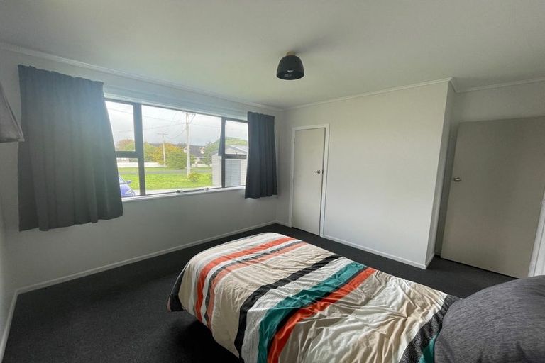 Photo of property in 79 Ngatai Street, Manaia, 4612