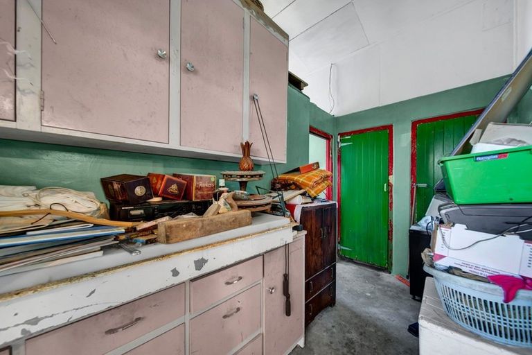 Photo of property in 2604 South Road, Otakeho, Hawera, 4678