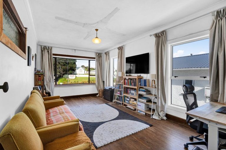 Photo of property in 452 Saint Aubyn Street, Moturoa, New Plymouth, 4310