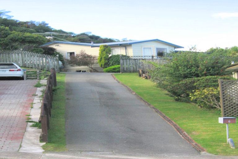 Photo of property in 6 Kaitangata Crescent, Kelson, Lower Hutt, 5010