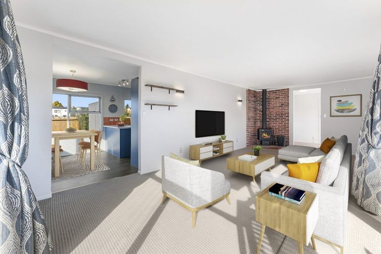 Photo of property in 25 Kingdale Road, Henderson, Auckland, 0610