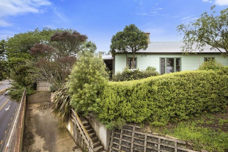 Photo of property in 1 Oates Street, Kaikorai, Dunedin, 9010