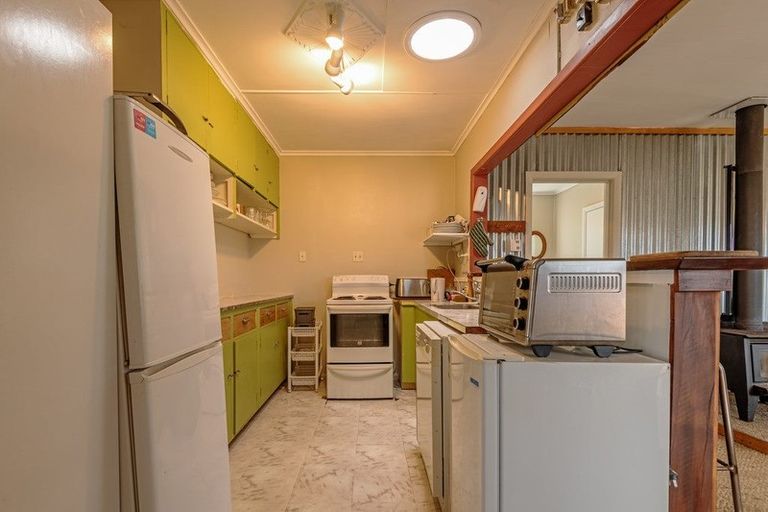 Photo of property in 17 Andrews Street, Foxton Beach, Foxton, 4815