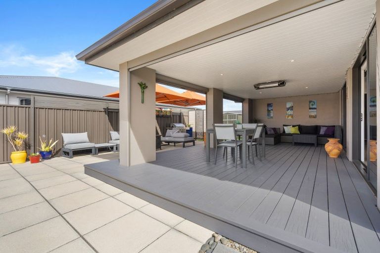 Photo of property in 59 Stace Hopper Drive, One Tree Point, 0118