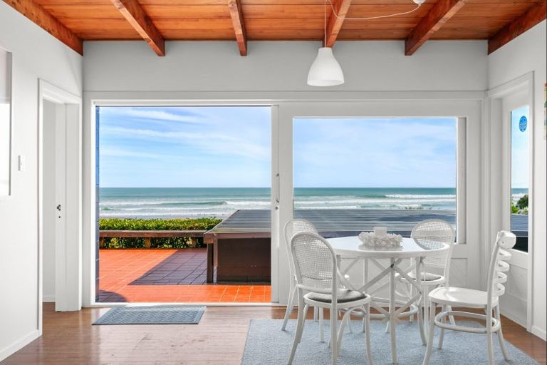 Photo of property in 8 Makorori Beach Road, Makorori, Gisborne, 4073