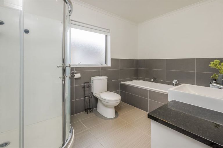Photo of property in 47 Terrasini Drive, Flat Bush, Auckland, 2019