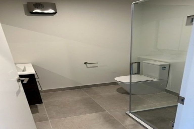 Photo of property in 8/28 Raukawa Street, Stokes Valley, Lower Hutt, 5019