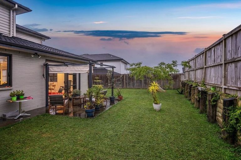 Photo of property in 3 Mauku Lane, Greenhithe, Auckland, 0632