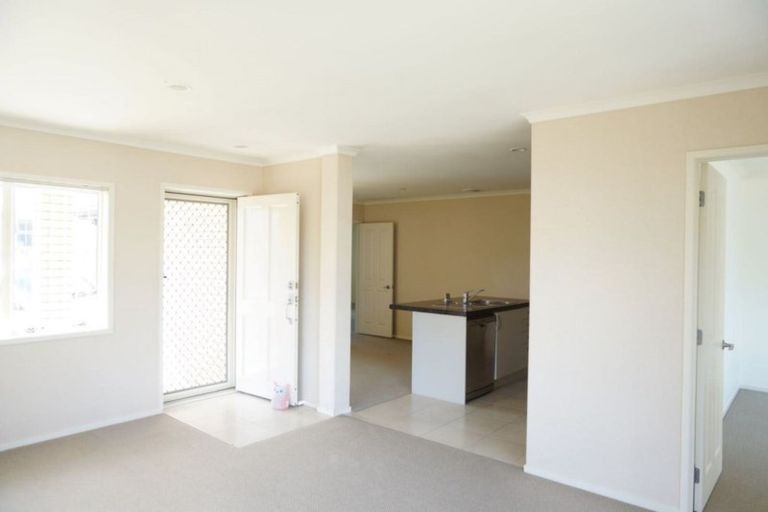 Photo of property in 17a Greenhaven Avenue, Opaheke, Papakura, 2113