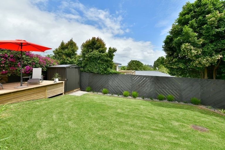 Photo of property in 73b Vipond Road, Stanmore Bay, Whangaparaoa, 0932
