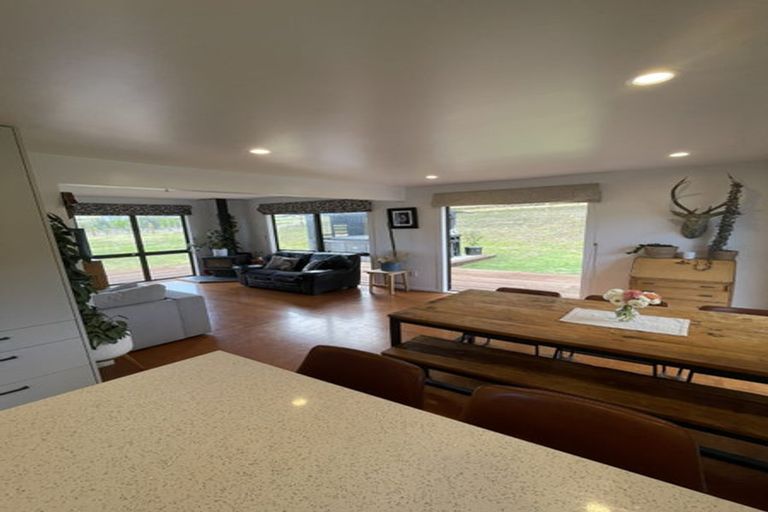 Photo of property in 106 Barrett Road, Riverhead, Albany, 0793