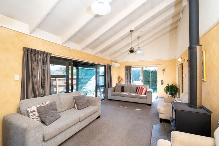 Photo of property in 10 Donegal Crescent, Tamatea, Napier, 4112