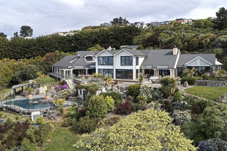 Photo of property in 199 Glenstrae Road, Redcliffs, Christchurch, 8081