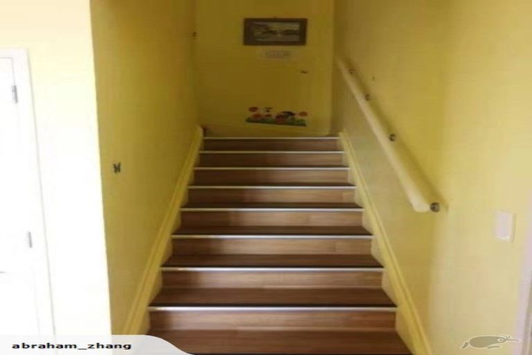 Photo of property in 13 Cooladerry Place, Rosehill, Papakura, 2113