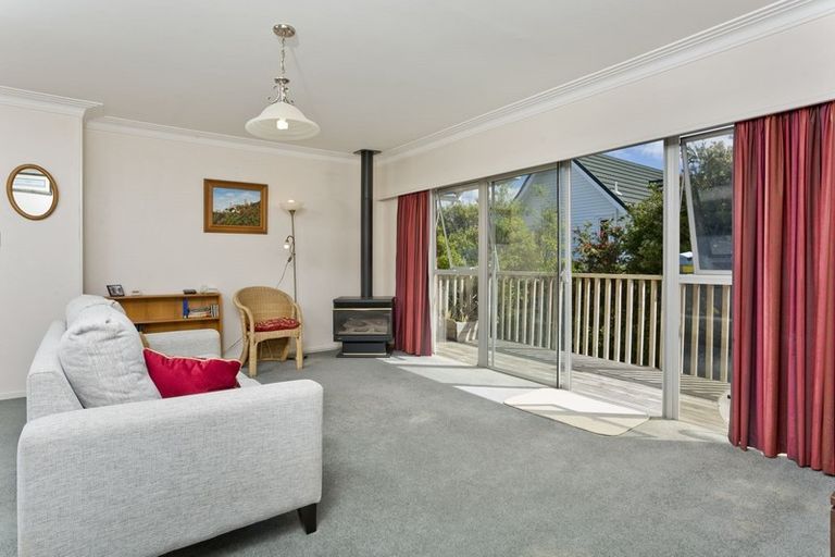 Photo of property in 1/11 Bayview Road, Hauraki, Auckland, 0622