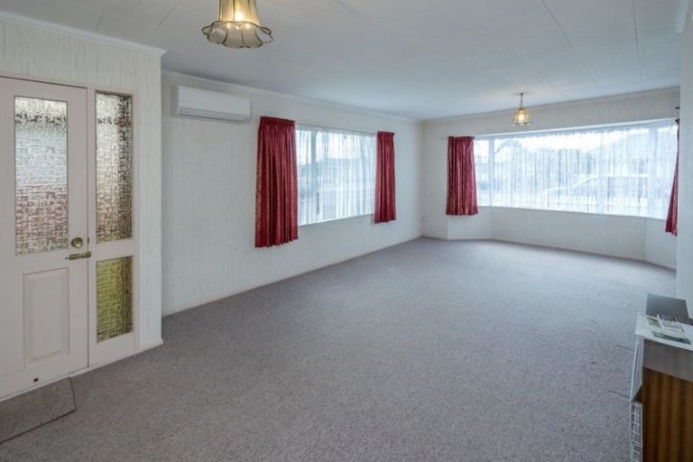 Photo of property in 3 Tasman Street, Levin, 5510