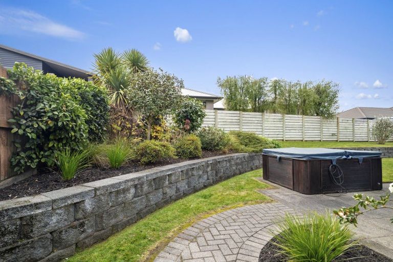Photo of property in 28 Vaucluse Drive, Nukuhau, Taupo, 3330