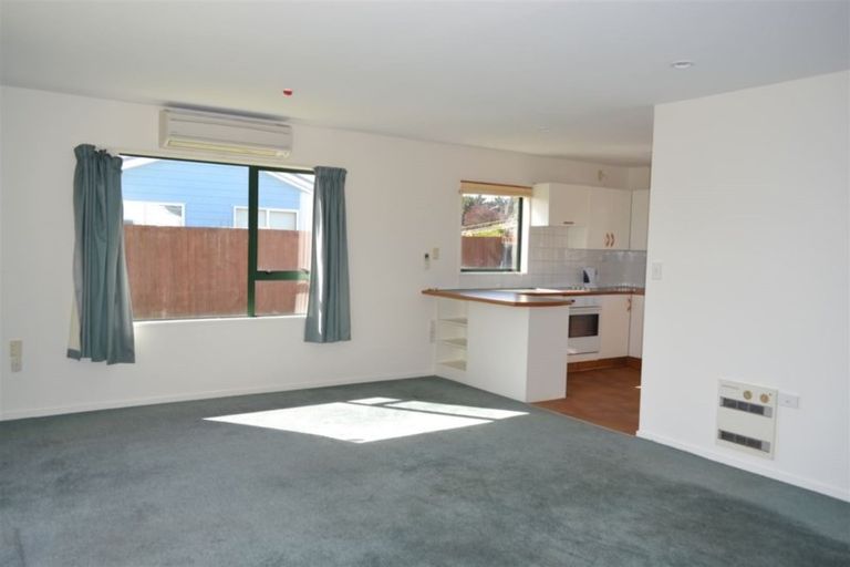 Photo of property in 33a Broadway Avenue, Waikuku Beach, 7473