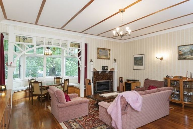 Photo of property in 5 Ormond Road, Whataupoko, Gisborne, 4010