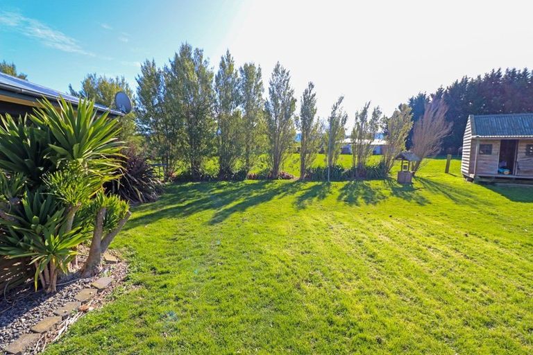 Photo of property in 75 Adelaide Road, Dannevirke, 4978