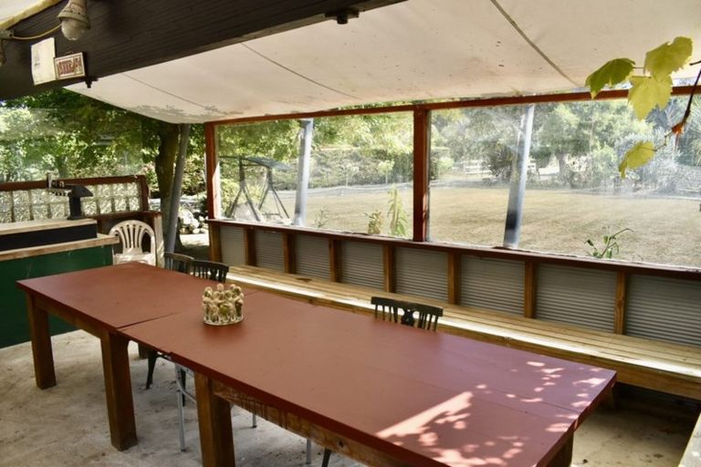 Photo of property in 44 Te Horo Beach Road, Te Horo, Otaki, 5581