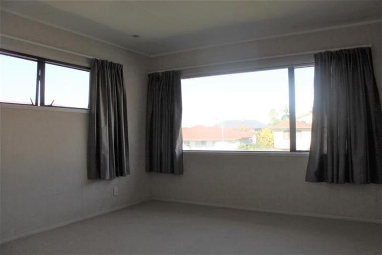 Photo of property in 7 Spears Place, Botany Downs, Auckland, 2010