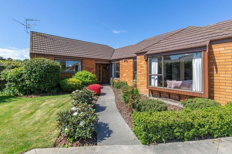 Photo of property in 24 Lodge Place, Ilam, Christchurch, 8041