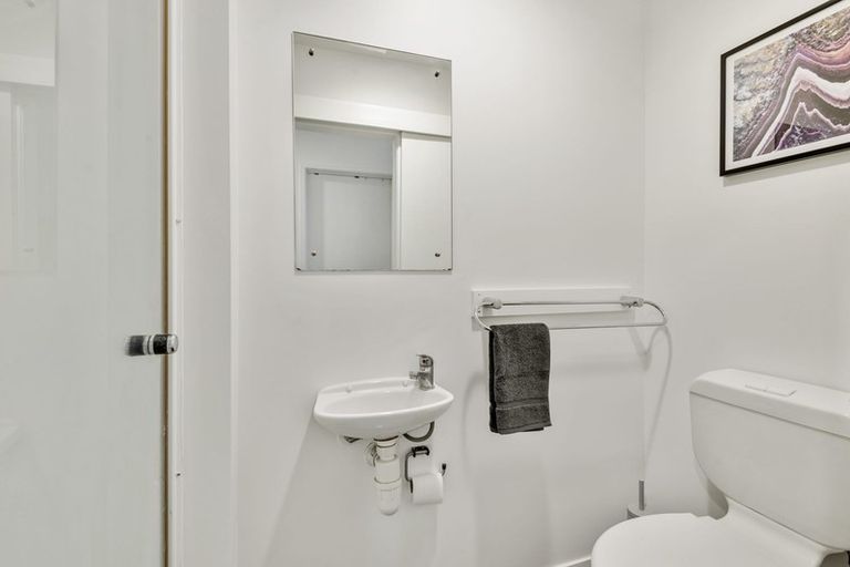 Photo of property in Cambridge Apartments, 303/43 Anzac Avenue, Auckland Central, Auckland, 1010