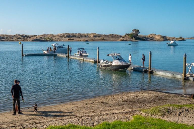 Photo of property in 1 Alamar Crescent, Mangawhai Heads, Mangawhai, 0505